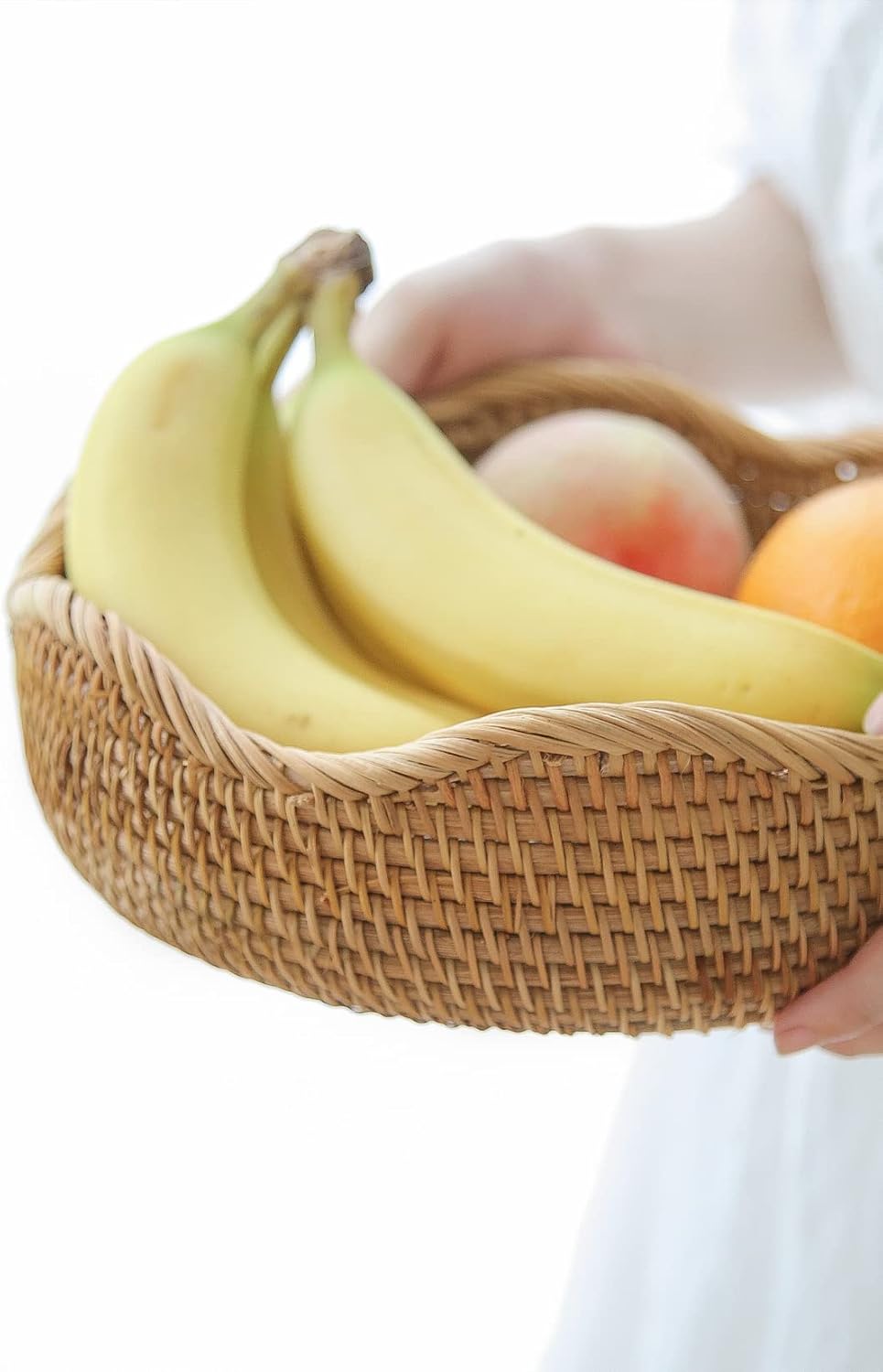 HITOMEN Handmade Rattan Bread Baskets Round Wicker Fruit Serving Storage Bowls, Natural Woven Decorative Kitchen Counter Organizing (Honey Brown) M-10.2"