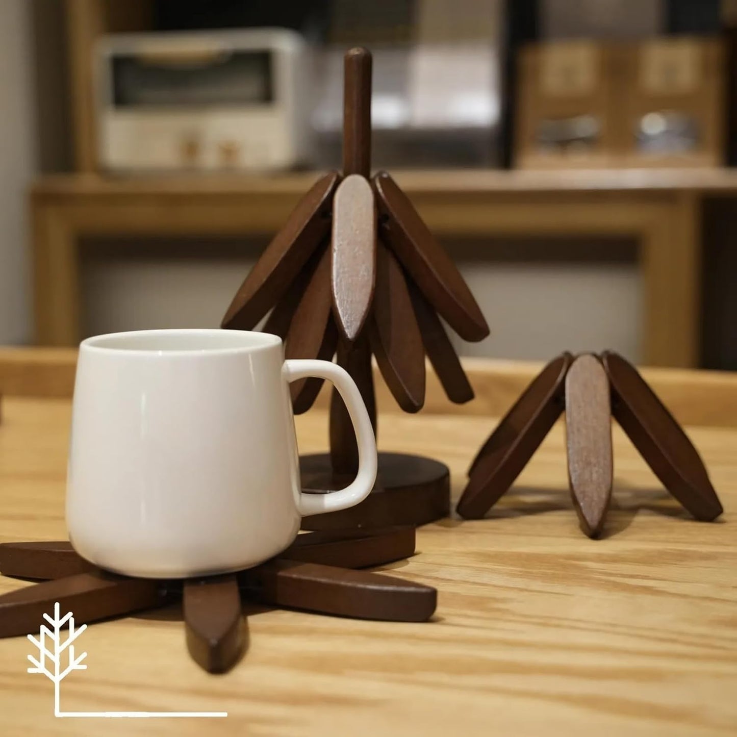 Wooden Trivets for Hot Dishes - Trivet Tree, Tree Coasters, Decorative Shape Set, 4 Coasters + 1 Stand, Walnut Foldable Hot Plate Holder for Pots, Pans, Bowls, Teapots