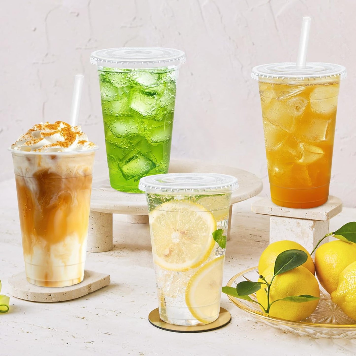 100 Pack 20 oz Plastic Cups with Lids and Straws Sturdy Food Safe Iced Clear Coffee Cups Disposable Smoothie Cups for Cold Drinks