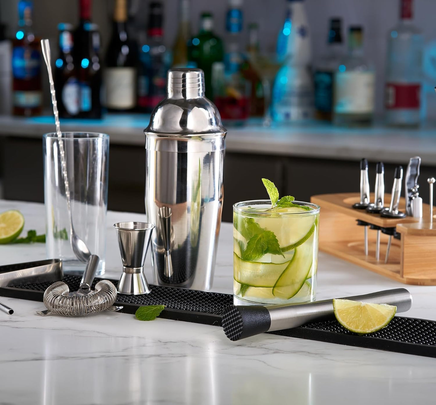 Cocktail Shaker Set - 17 Piece Stainless Steel Bartender Kit, Drink Martini Shaker, Home Bar Accessories, Cocktail Kit, Stainless Steel Bar Set, Shakers Bartending
