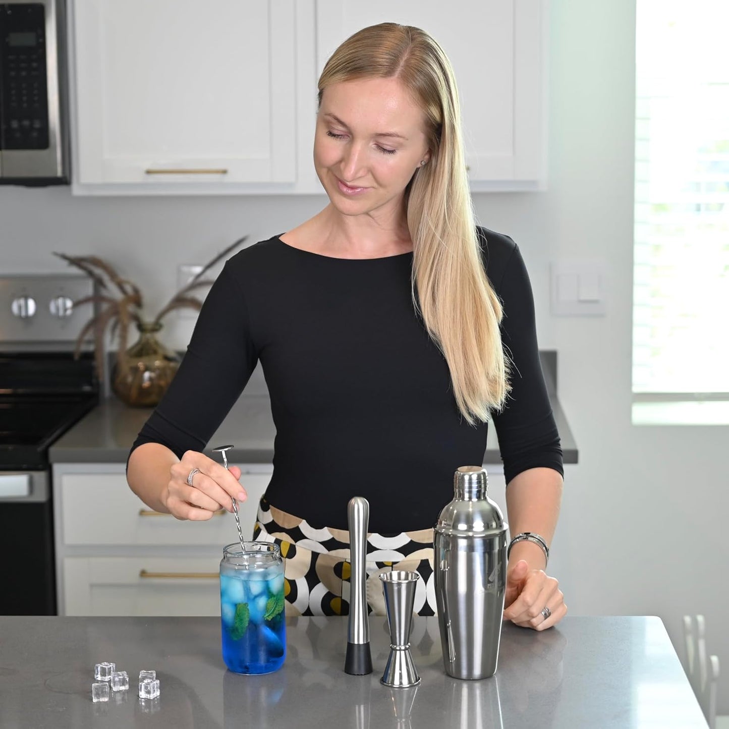 4-Piece Cocktail Shaker Set-Muddler, Jigger, Spoon