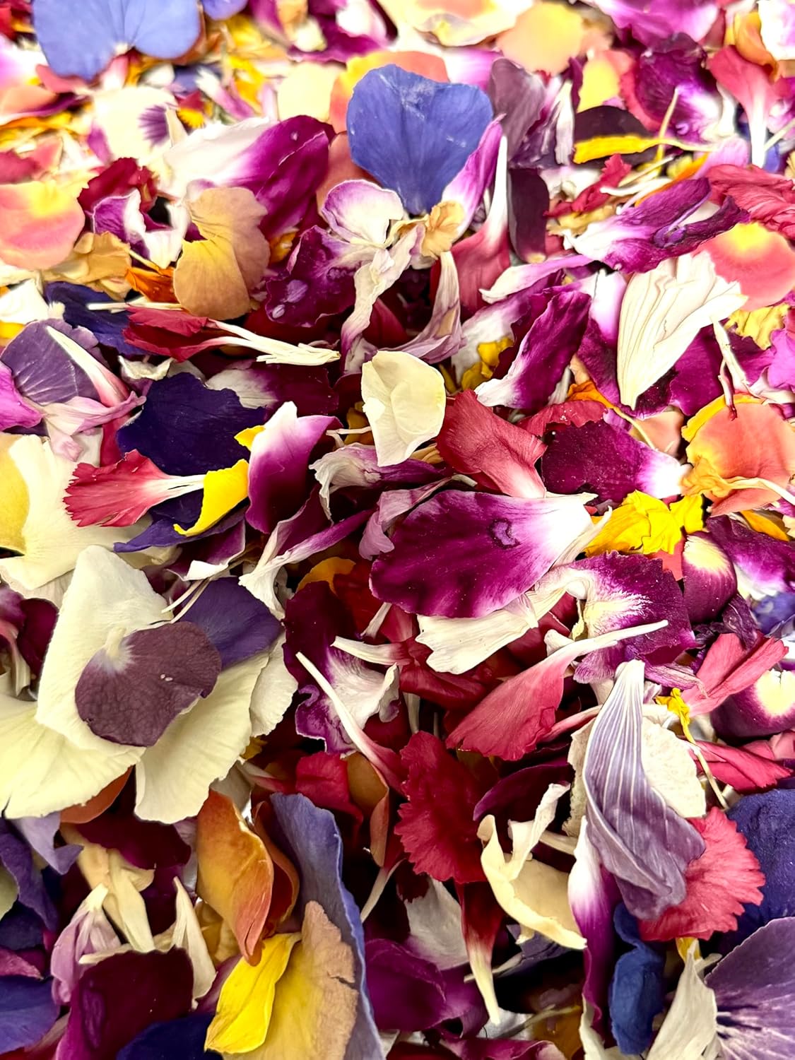 Edible Freeze-dried Flower Petals | 0.2 oz Dried Edible Flowers | About 1.5 Cups of Edible Flower Petals | Edible Flower Petals for Cocktails | Edible Flower Petal Garnish | Dried Edible Flower Petals