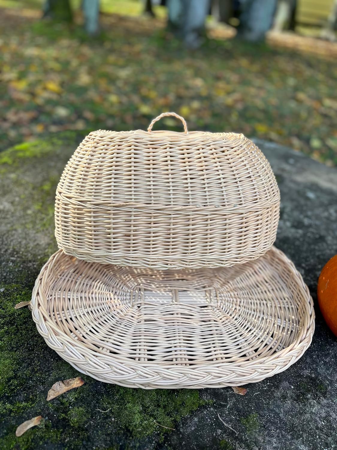 Handwoven Wicker Bread Box with Dome Lid – Large Rustic Wicker Tray for Bread & Pastry Storage – 46 x 33 x 24 cm (18.1 x 13 x 9.4 in)
