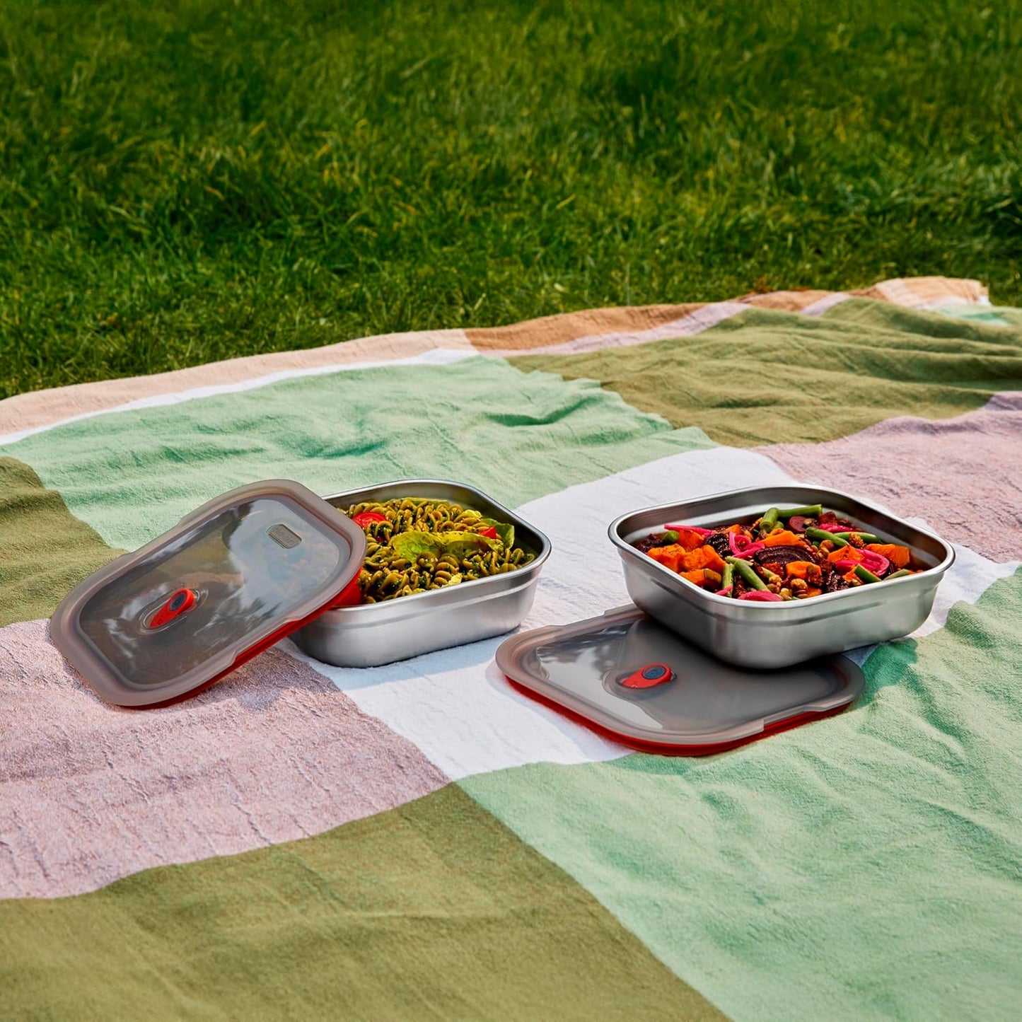 BLACK + BLUM Lunch Box - Meal Prep Containers Reusable for Picnic & Camping - Microwavable Stainless Steel Lunch Dinner Food Storage Box with Leak Proof Lid - Dishwasher Oven Safe - Large Square 37oz