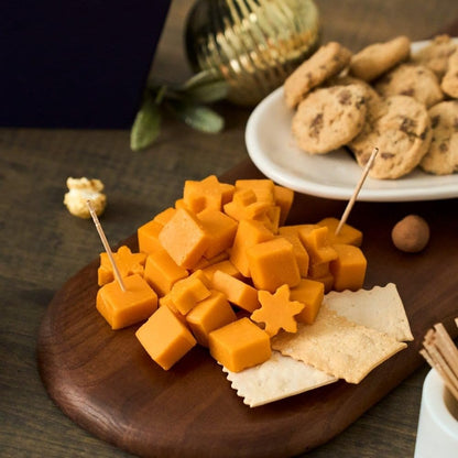 Winter Wonderland Holiday Basket Gift of Holiday Foods by GourmetGiftBaskets.com