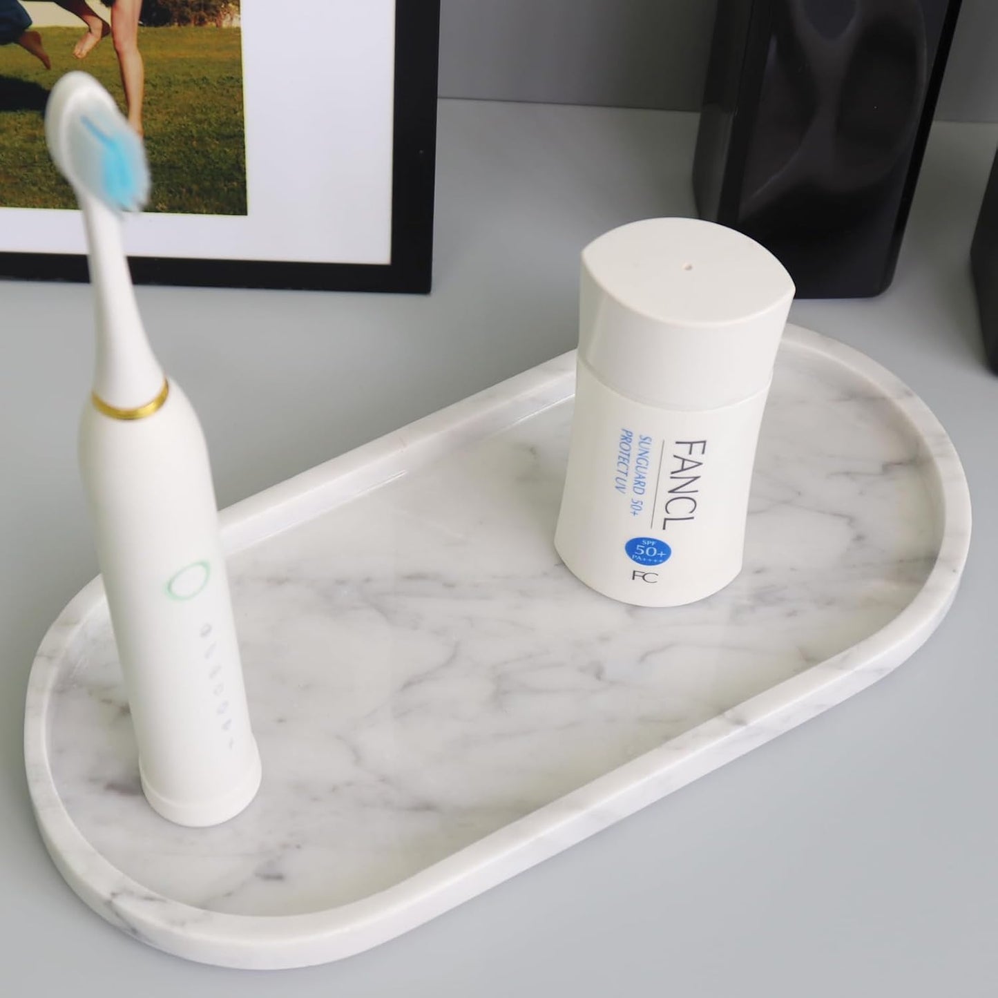 OOBOOB Oval Natural Marble Bathroom Tray for Decor Countertop, Marble Vanity Tray for Candles Perfume, Jewelry, Cosmetics, Elegant Vanity Organizer for Jewelry, Perfume