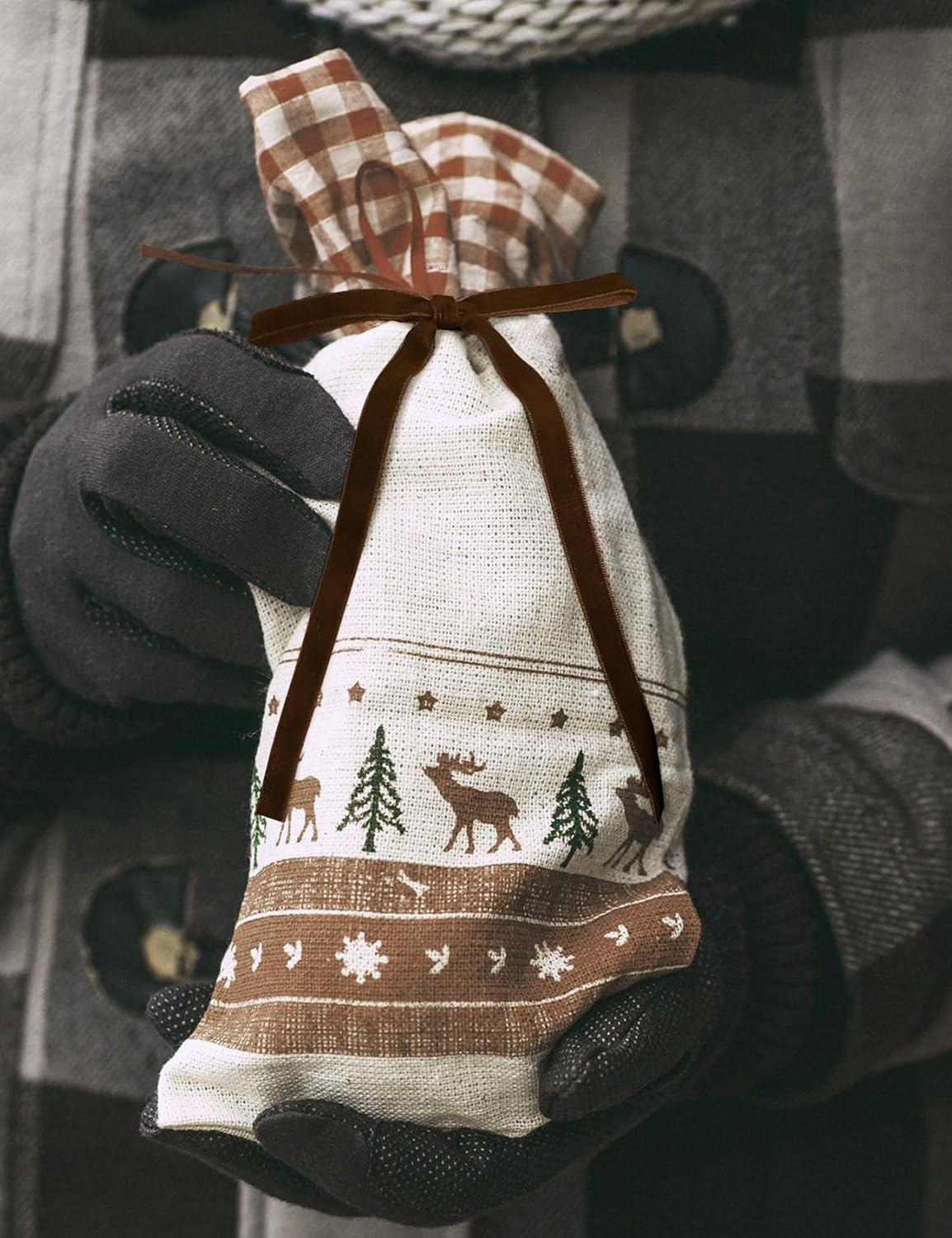 SIMISI RIBBON 24Pcs Brown Christmas Velvet Ribbon Bows Decorations Xmas Ornaments Vintage Decor for Tree, Wreath, Garland (3/8'' Width, 5 * 7 inch)