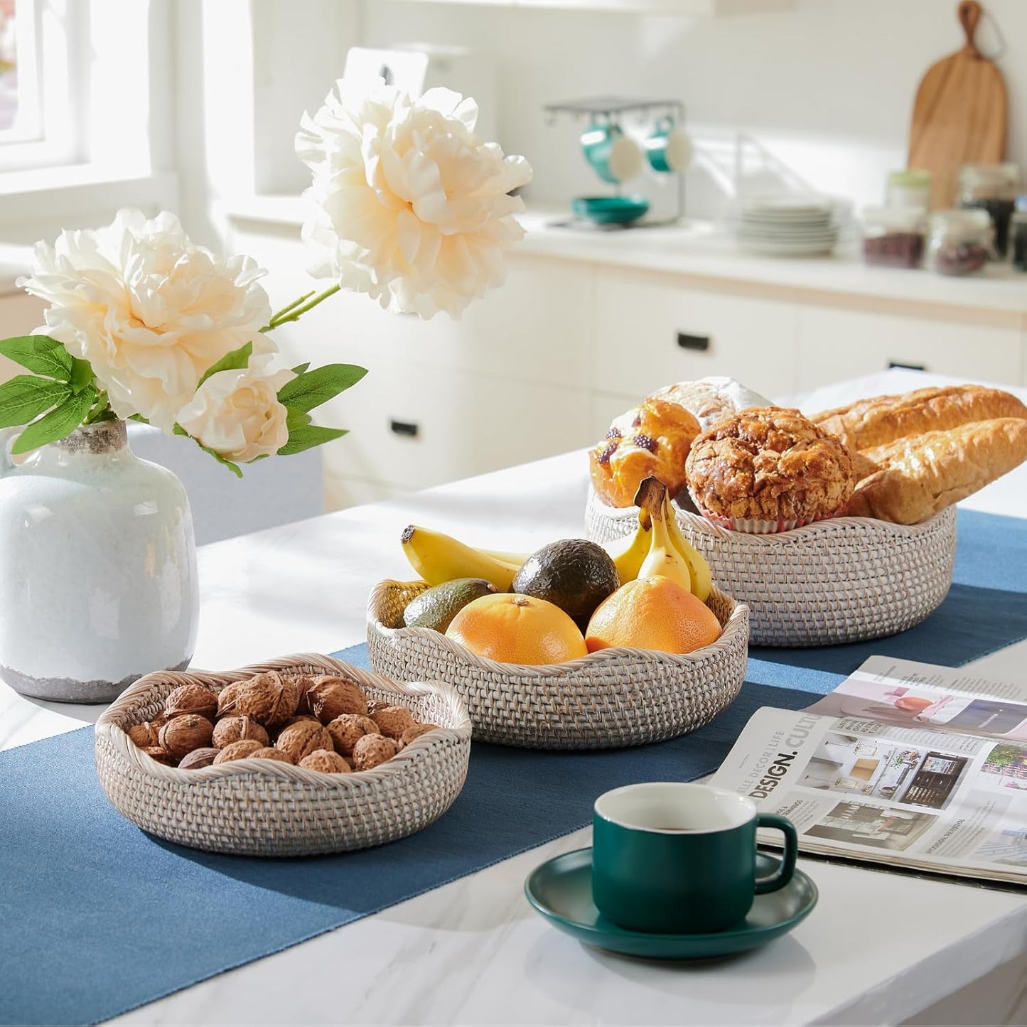 YANGQIHOME Rattan Round Fruit Baskets, Wicker Storage Bowls, Natural Woven Serving Basket Bowls, Decorative Baskets for Kitchen Counter Organizing, Whitewash, Set of 3