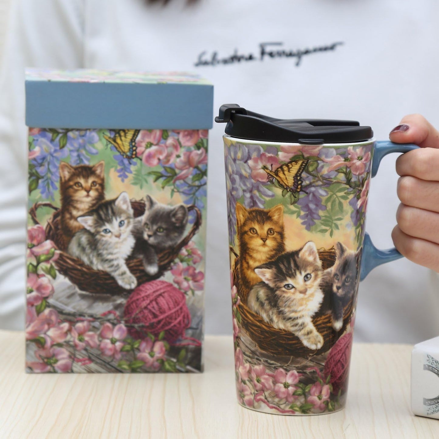 TZSSP Ceramic Coffee Mug,Coffee Travel Mug with Handle & Lid,Travel Cup for Porcelain,17 oz,Tall Tea Mug in Gift Box for Home & Office, Flower & Cat Art Pattern