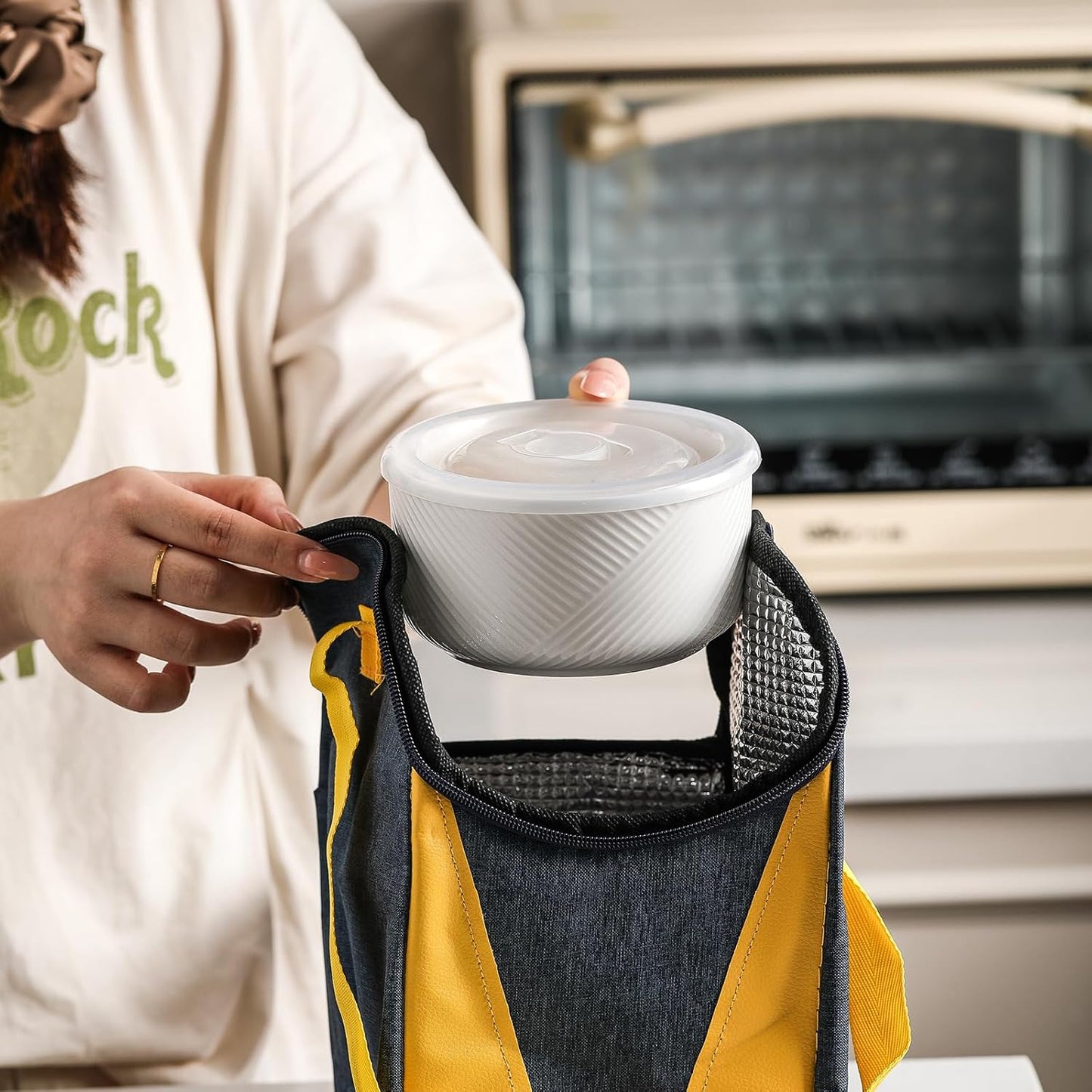 Ceramic Bowls with Lids: 20 oz Microwave Safe Food Storage Containers for Soup, Salad, Cereal, Leftovers, Meal Prep, Lunch, Picnic, Camping, Serving - Airtight, Multicolor, Set of 4