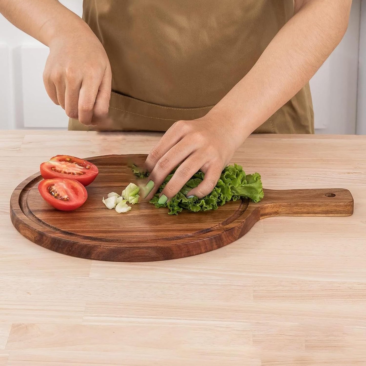 Pizza Cutting Board, Wood Charcuterie Boards, Round Cuttings Board for Woods Kitchen Utensils, Wood Cutting Board with Handle, Wooden Serving Tray for Pizza Bread Cheese Fruit Vegetables