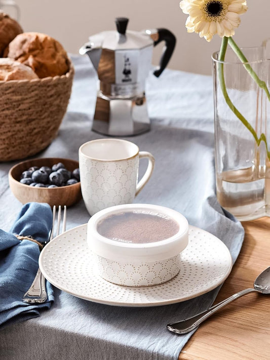 LE TAUCI Ramekins Oven Safe with Lids, 4 oz Charcuterie Boards Bowls Set for Creme brulee, Souffle, Dipping Sauces, Ceramic Food Storage Containers - 3.8 inch, Set of 4, Arctic White