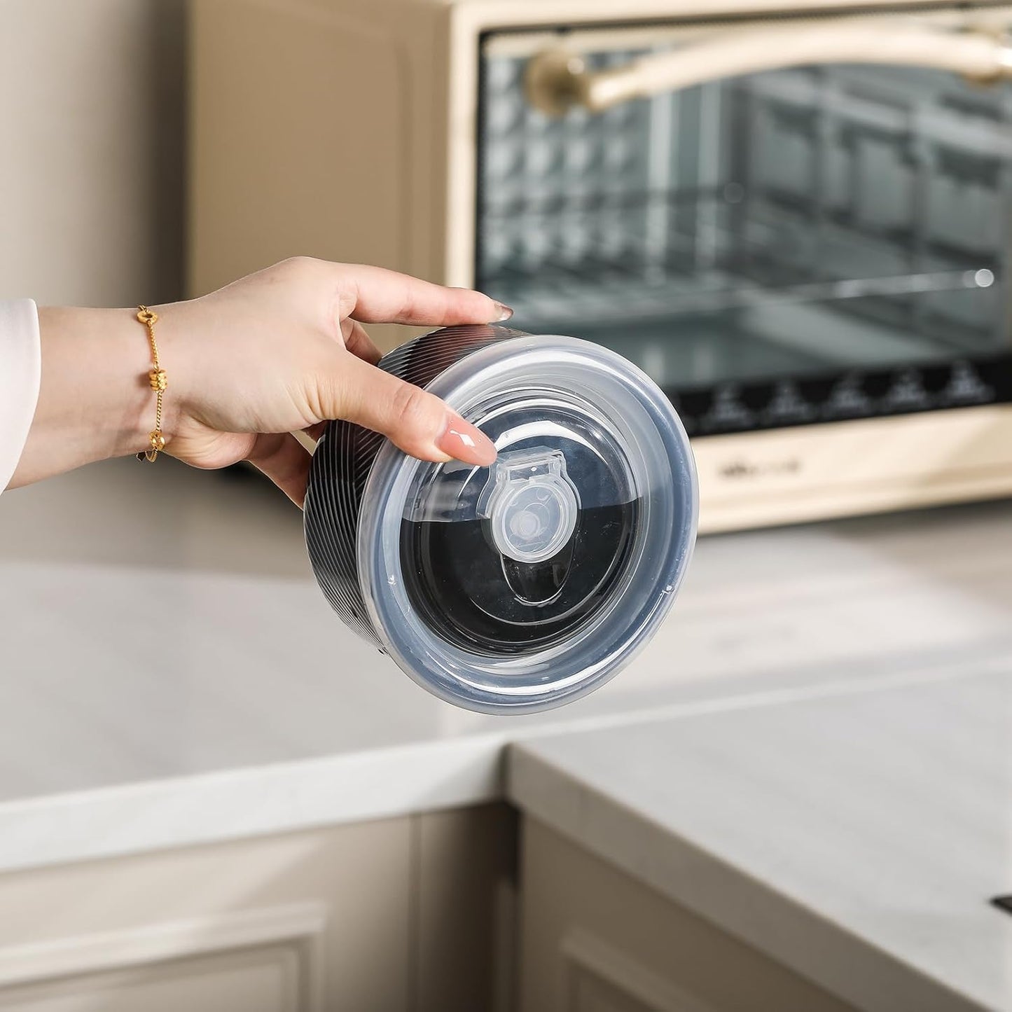 Ceramic Bowls with Lids: 20 oz Microwave Safe Food Storage Containers for Soup, Salad, Cereal, Leftovers, Meal Prep, Lunch, Picnic, Camping, Serving - Airtight, Navy, Set of 4