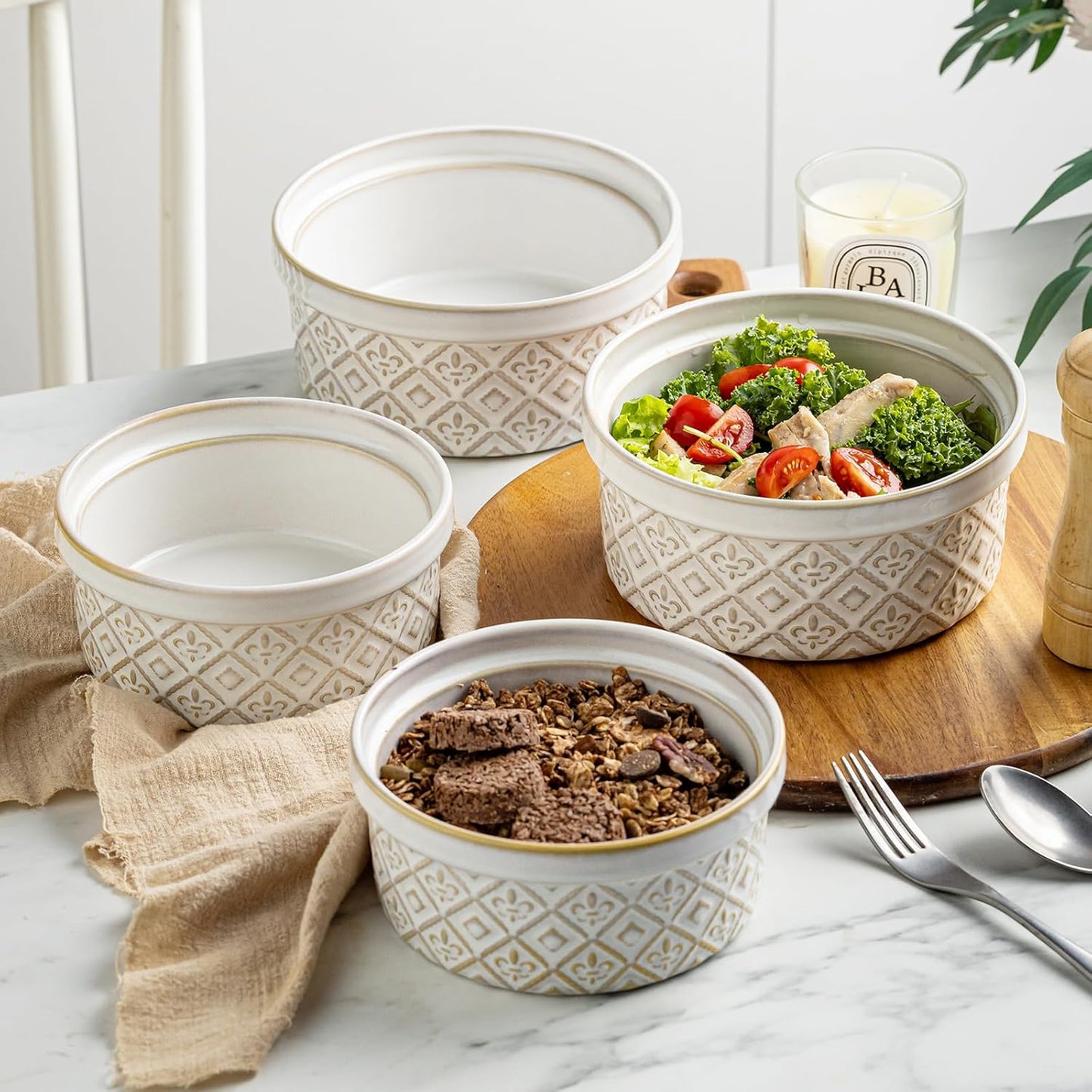 28 Oz Cereal Bowls Set with Lids, Ceramic Salad Bowls for Kitchen, Preparing, Camping, Office Lunch, 6 Inch Kitchen Food Storage Containers with Airtight Lids set of 4, Housewarming Present, Beige