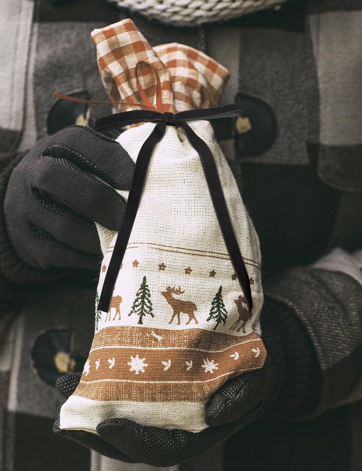 SIMISI RIBBON 24Pcs Black Christmas Velvet Ribbon Bows Decorations Xmas Ornaments Vintage Decor for Tree, Wreath, Garland (3/8'' Width, 5 * 7 inch)