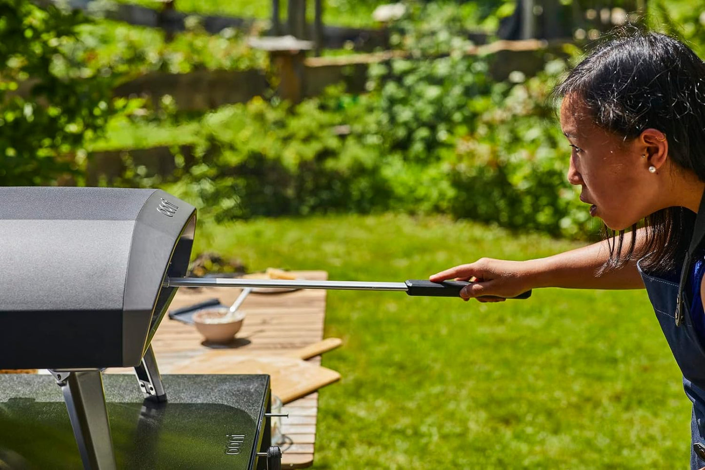 ooni Pizza Turning Peel - 7 Inch Aluminum Perforated Pizza Peel, Lightweight Metal Pizza Turner with Long Handle, Pizza Tools, Pizza Oven Accessories