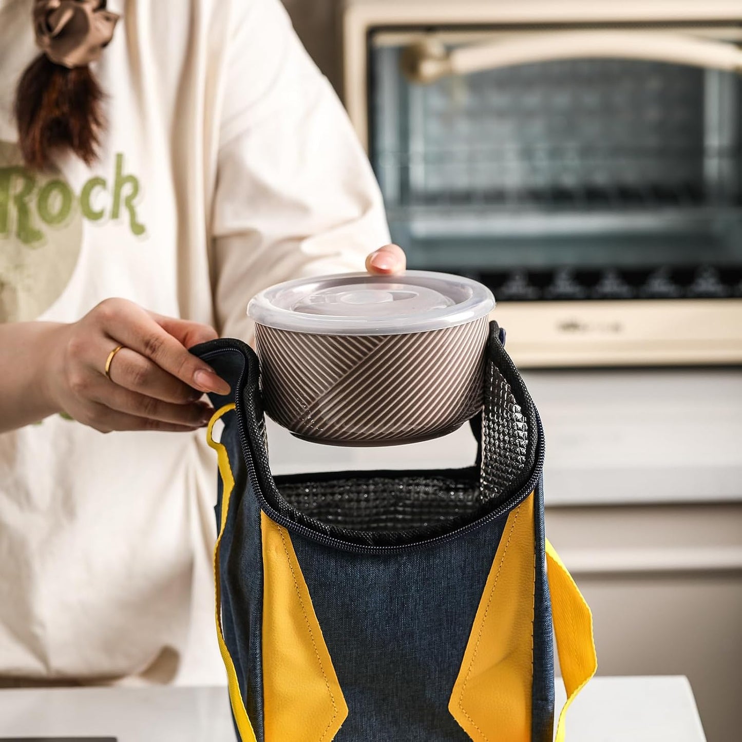 Ceramic Bowls with Lids: 20 oz Microwave Safe Food Storage Containers for Soup, Salad, Cereal, Leftovers, Meal Prep, Lunch, Picnic, Camping, Serving - Airtight, Grey, Set of 4