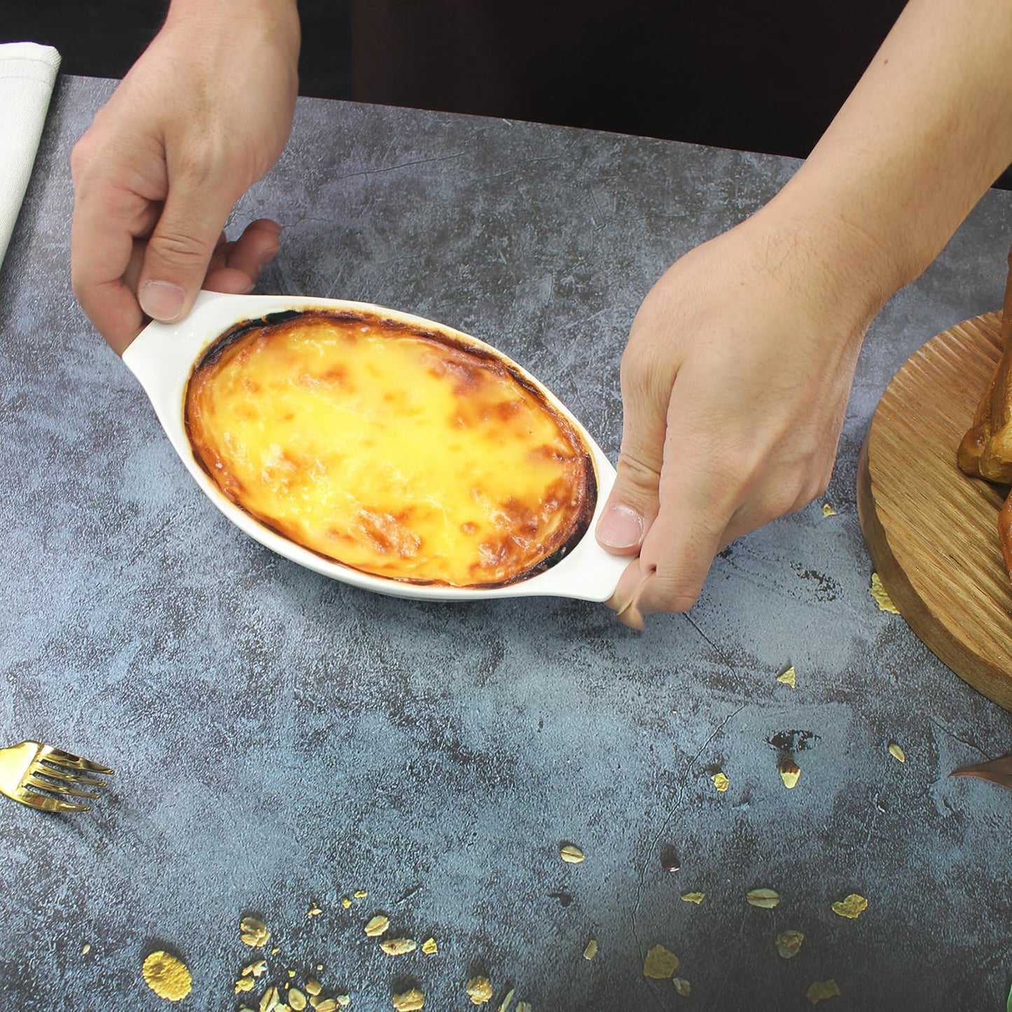 6" x 4" Ceramic Oval Small Au Gratin Baking Dishes 7 oz, Set of 4 Banana Split Bowls, Oven and Microwave Safe, for 1 person servings, Bakeware with Handle(8.3 IN) for Kitchen and Home