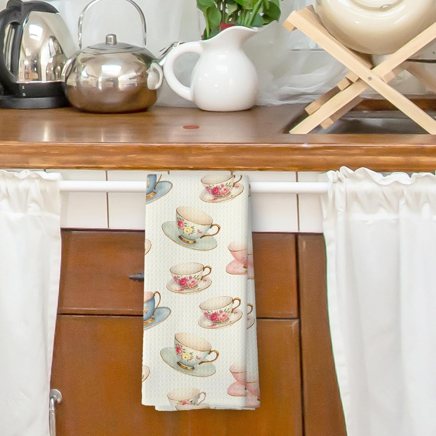 Vintage Spring Floral Teacups Kitchen Dish Towels, Retro French Garden Tea Lover Gifts, Coffee Cup Kitchen Decor, Roses Flower Hand Towels Kitchen Tea Towels Decorations, 16x24inch