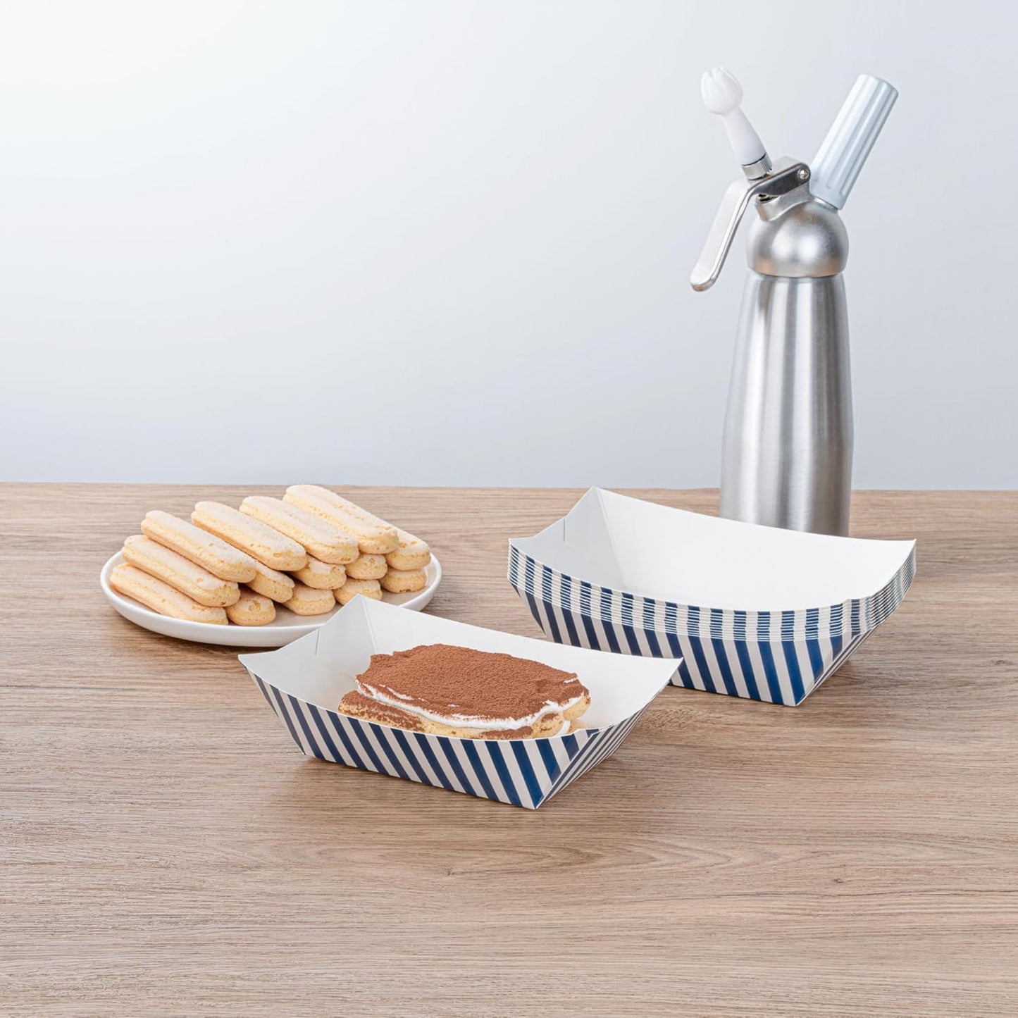 Restaurantware Bio Tek 1 Pound Food Boats 200 Disposable Paper Food Trays - Heavy-Duty Greaseproof Striped Paper Food Boats For Snacks Appetizers Or Treats Use At Parties Or Carnivals