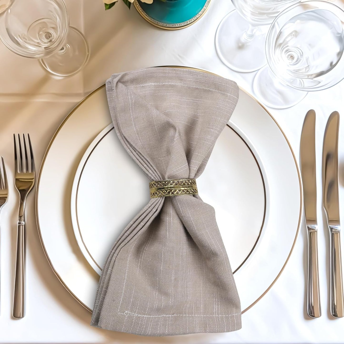 Urban Villa Cloth Napkins 100% Cotton Slub Absorbent Dinner Napkins (Set of 12) Oversized 20x20 Inches Beige White Chambray Soft Durable Reusable Washable Ideal for Everyday Use Premium Quality