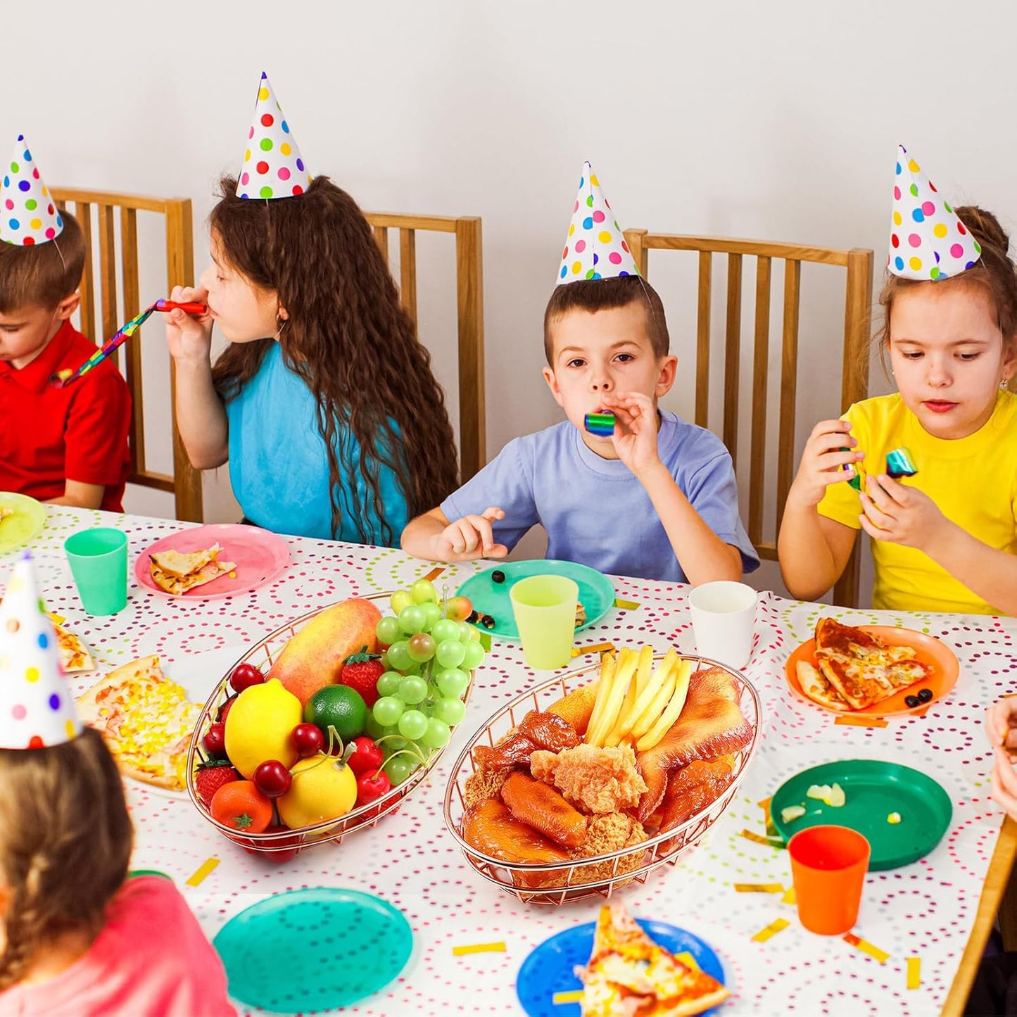 Tioncy 6 Pcs Chrome Oval Metal Wire Baskets 9.5 x 6.2 x 2.2 Inch Bread Serving Decorative Sandwich Container Christmas Party Fast Food Basket for Fruit Burger Kitchen Restaurant(Rose Gold)