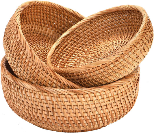 Jucoan 3 Pack Round Rattan Fruits Bread Baskets, Vintage Hand-woven Wicker Fruit Serving Baskets Bowls for Candy, Snack, Keys, Kitchen Countertop, 3 Size