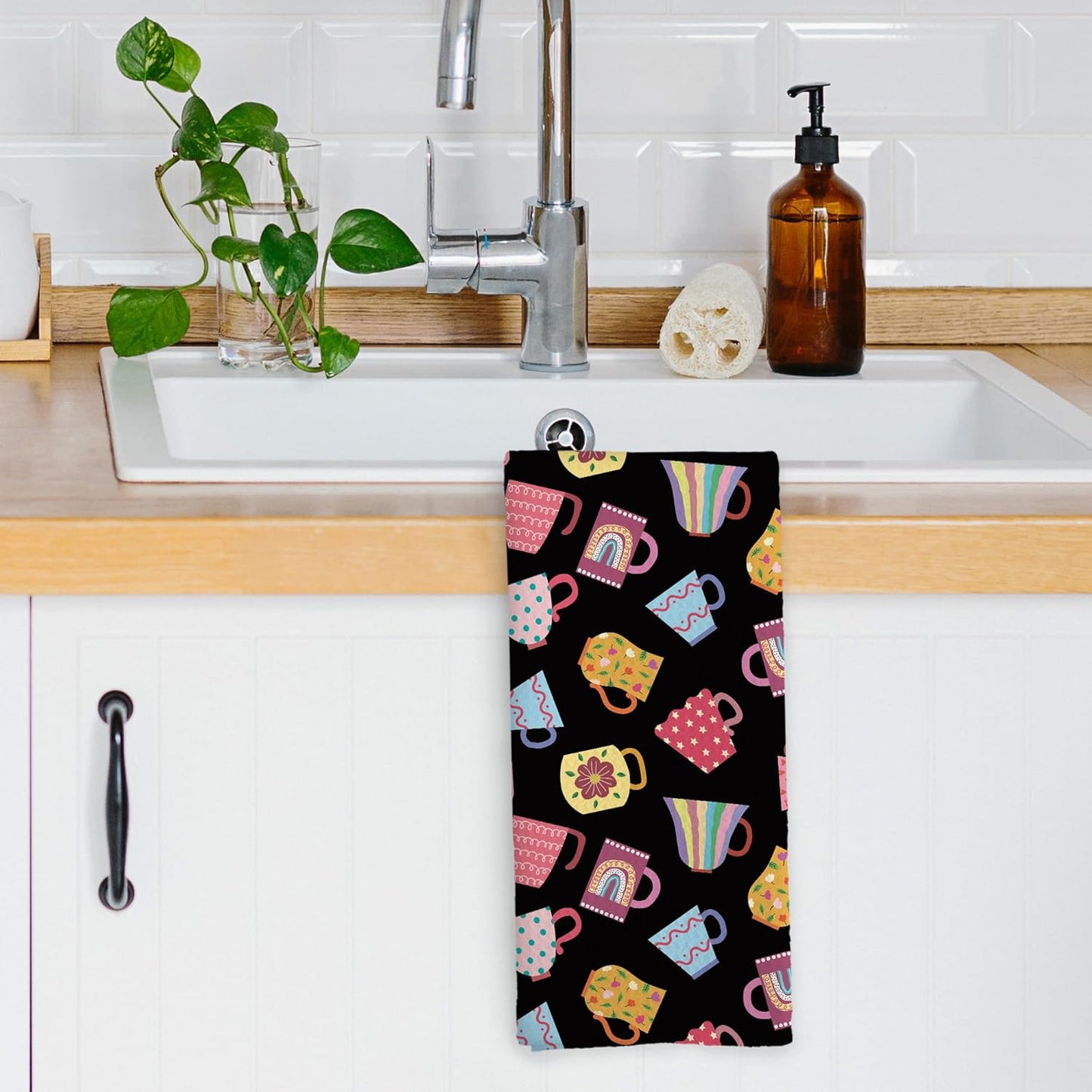 Trendy Teacups Kitchen Dish Towels Black, Coffee Cups Teapots Kitchen Decor, Aesthetic Garden Tea Lover Gifts for Women men, Tea Time Hand Towels Kitchen Bathroom Tea Towels Decorations, 16x24inch