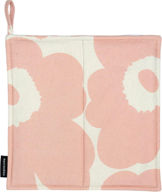 MARIMEKKO Pieni Unikko Pot Holder with Hanging Loop – Refine Your Kitchen Décor with Our Floral Pot Holders — Pink Pot Holders for Kitchen & Oven (8" L x 8" W)