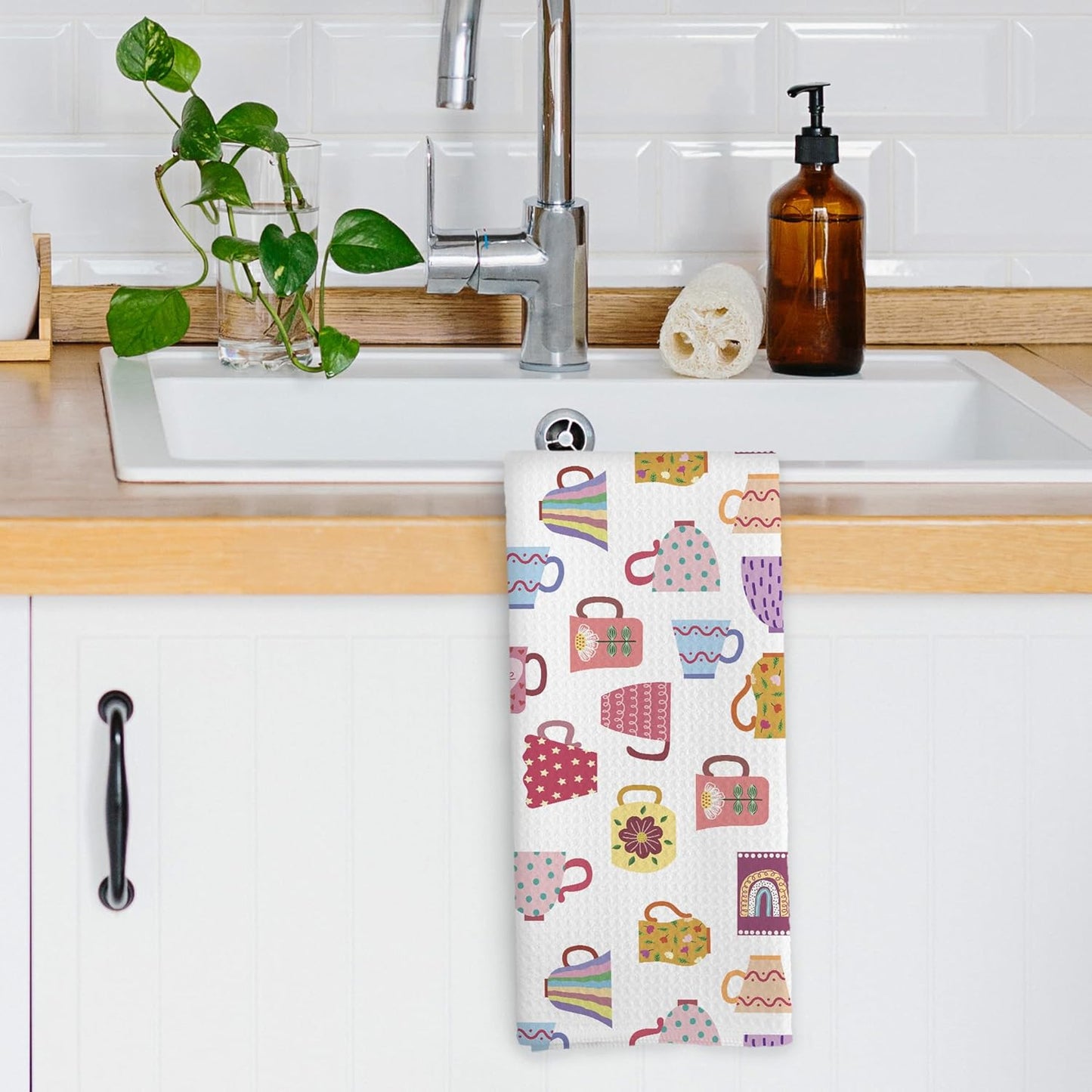 Trendy Teacups Kitchen Dish Towels, Coffee Cups Teapots Kitchen Decor, Aesthetic Garden Tea Lover Gifts for Women Men, Tea Time Hand Towels Kitchen Bathroom Tea Towels Decorations, 16x24inch