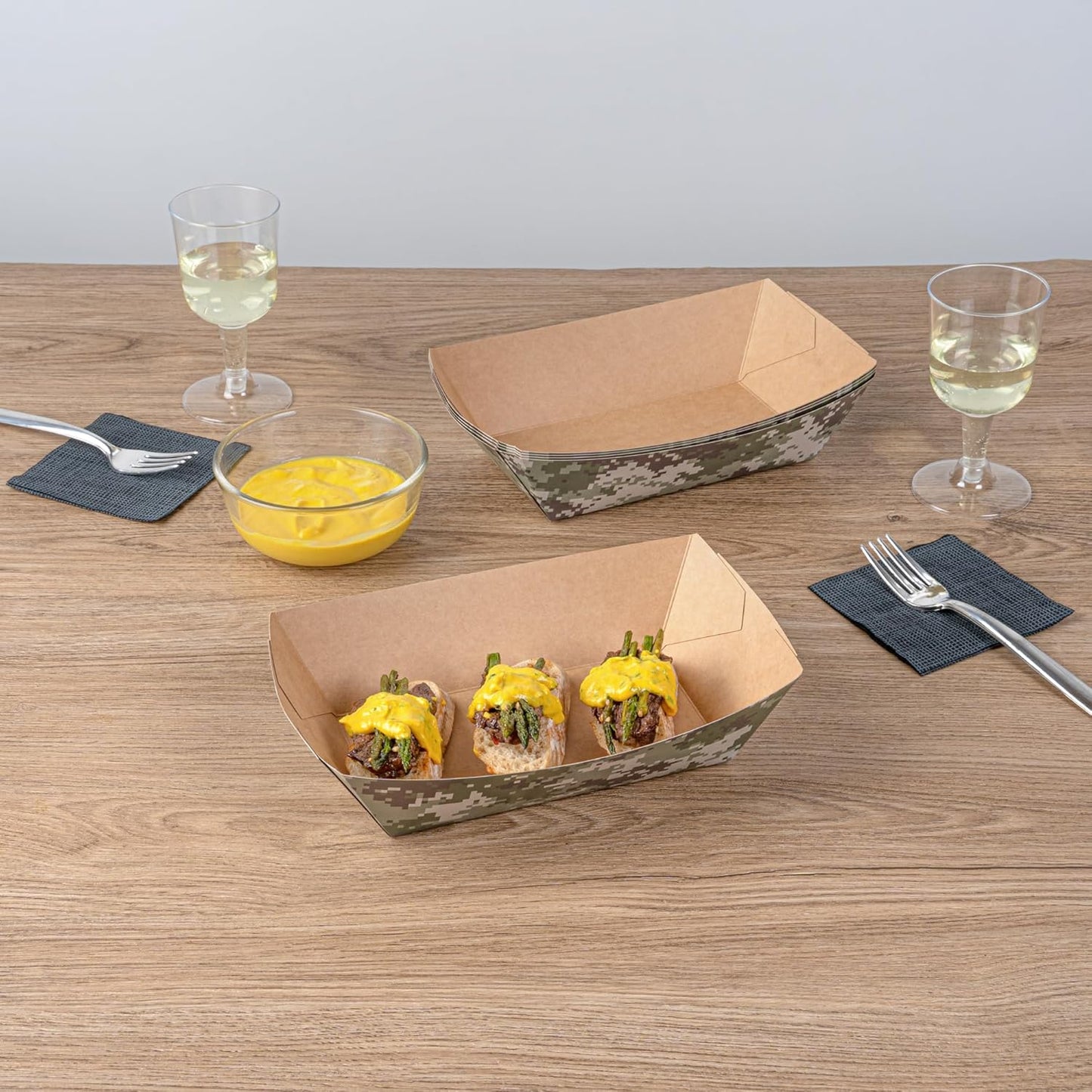 Restaurantware Bio Tek 2 Pound Food Boats 200 Disposable Paper Food Trays - Heavy-Duty Greaseproof Camouflage Paper Boats For Snacks Appetizers Or Treats Use At Parties Or Carnivals