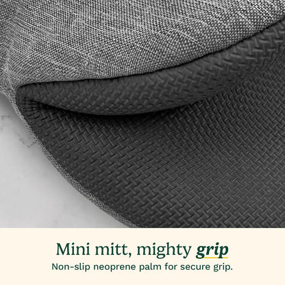 Cuisinart Mini Oven Mitts – 5.5” x 7” Heat-Resistant Kitchen Mitts for Oven with Non-Slip Neoprene Palm, Cotton Filling, and Fabric Loop – Durable Oven Mitt Set for Cooking & Baking (Black)