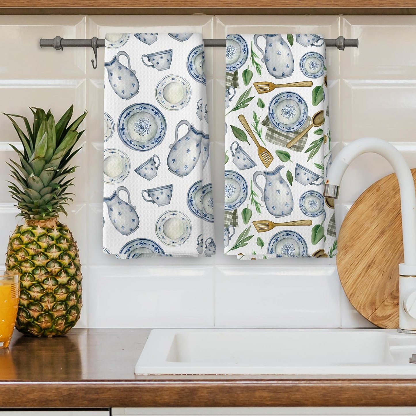 Vintage Teacups Kitchen Dish Towels, Coffee Cups Teapots Kitchen Decor, French Garden Tea Lover Gifts for Women, Tea Time Hand Towels Kitchen Bathroom Tea Towels Decorations, 16x24inch Set of 2