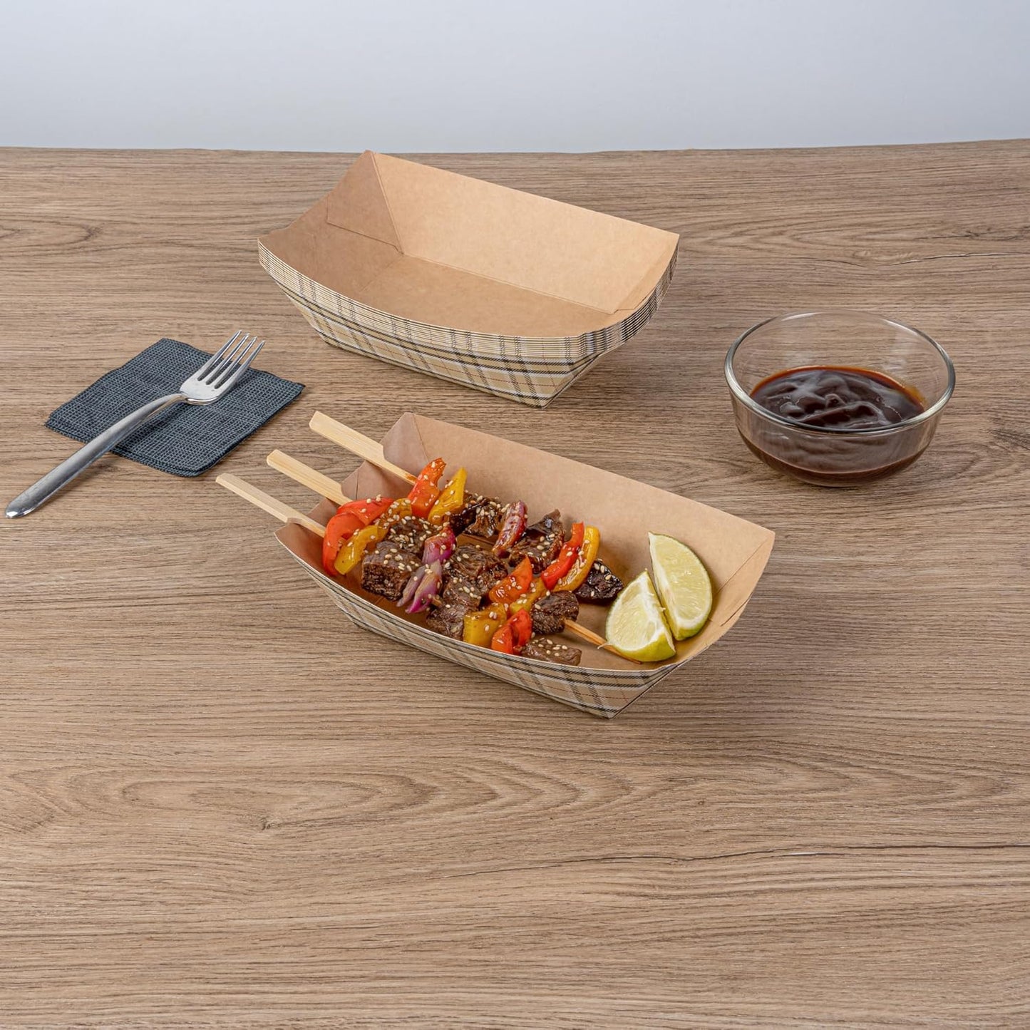 Restaurantware Bio Tek 1 Pound Food Boats 200 Disposable Paper Food Trays - Heavy-Duty Greaseproof Plaid Paper Food Boats For Snacks Appetizers Or Treats Use At Parties Or Carnivals