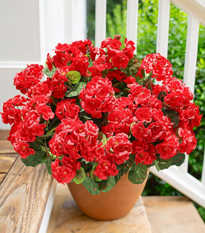 Artificial Geraniums Fake Flowers for Outdoors Decoration, 6 Bundles Silk Geraniums Red Flower UV Resistant Look Real Faux Plants for Front Door Garden Porch Planter Patio Balcony Yard Indoor Home