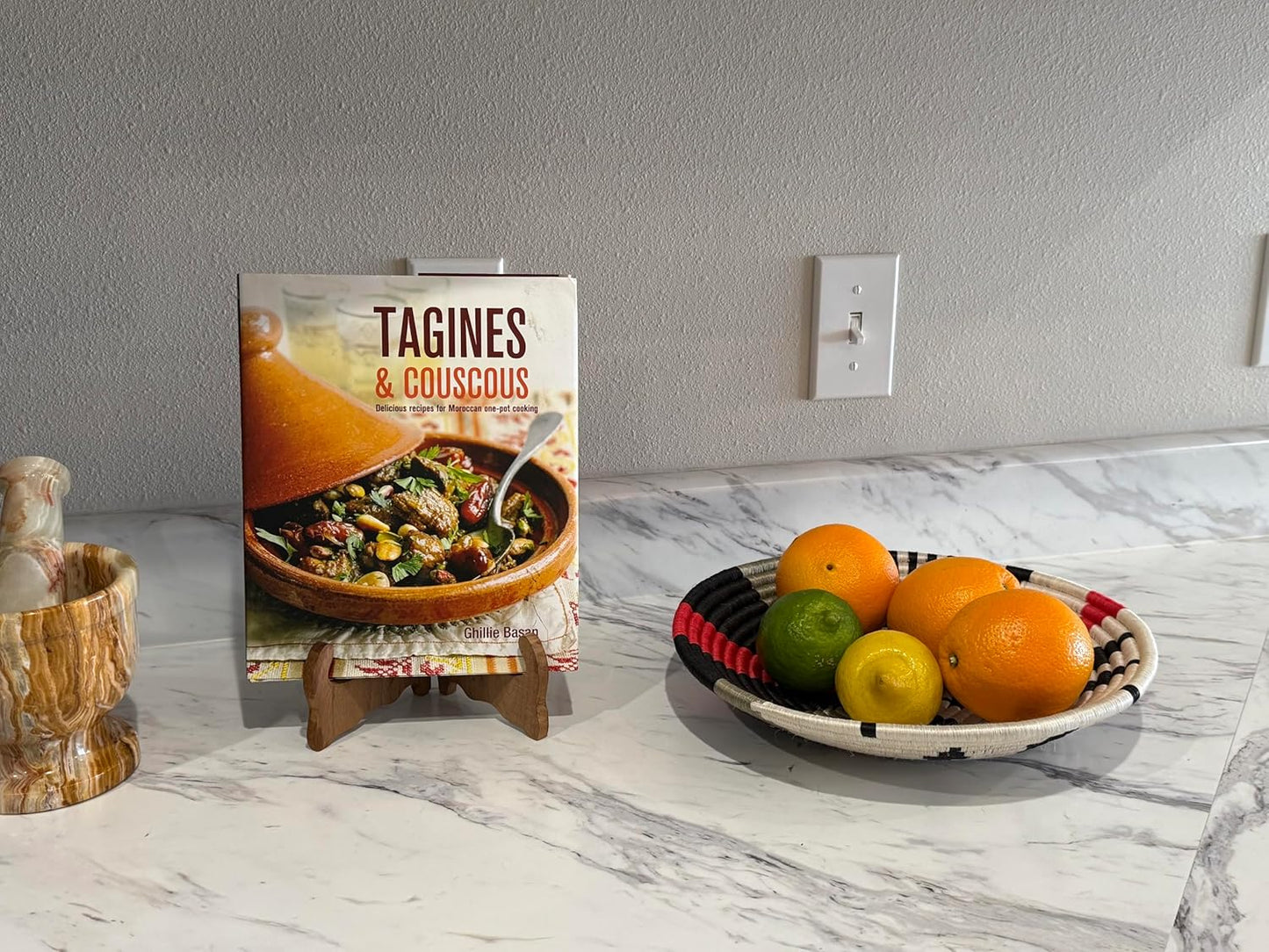 Handwoven African Basket Handmade sisal Fruit Bowl Wall Hanging decorative Baskets for Home Living Room Kitchen Centerpiece Zen Designs Arts and Crafts (Natural Blue Black, 12in diameter)