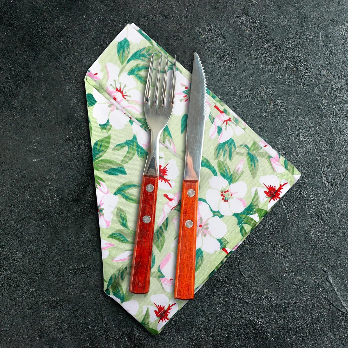 Urban Villa Dinner Napkins Lilly Print Cloth Napkins Set of 12 Premium Quality Dinner Napkins Cotton Oversized 20X20 Inches Cloth Napkins with Mitered Corner Ultra SoftDinner Napkins